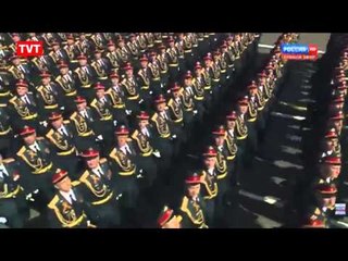 Flávio Aguiar: parada militar na Rússia; e encontro Papa e Raúl Castro