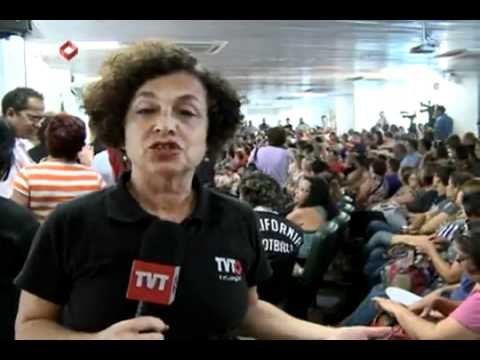 Professores querem 1/3 da jornada para atividades fora da sala de aula