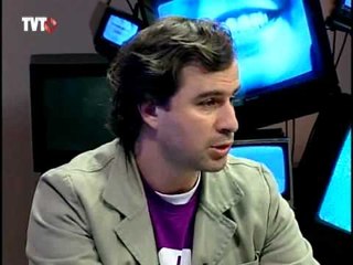 Clique Ligue: Internet e dinheiro  - 3/3