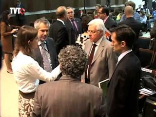 Avanço da classe média é resultado de crescimento econômico e redução da desigualdade