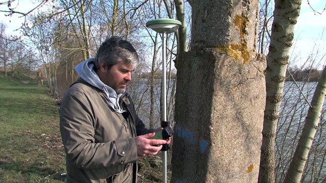 Repères et laisses de crues : le travail de fourmis des agents de Vigicrues