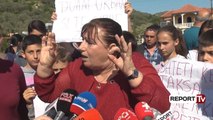 Report TV - Nuk ka linjë transporti për në Elbasan, banorët e Balldrenit ngrihen në protestë