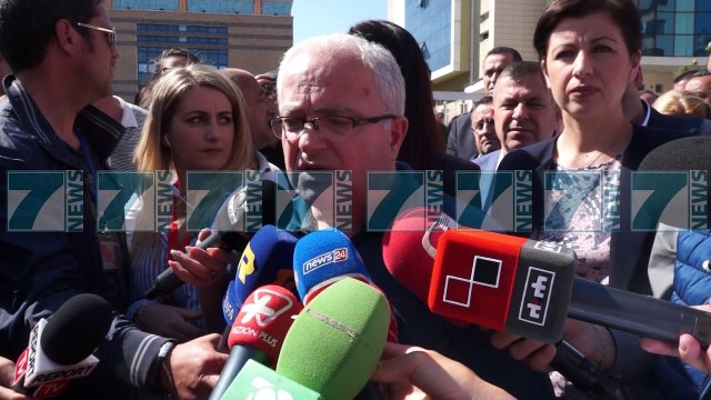 KATER PROTESTUES TE KUKESIT MBETEN SERISH NE BURG - News, Lajme - Kanali 7