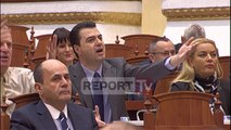 Report TV - Rama me kufje në vesh në Parlament, irritohen deputetët e opozitës