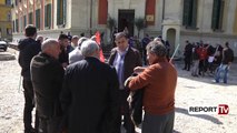 Report TV - Naftëtarët e ARMO protestë në Tiranë, kërkojnë pagat