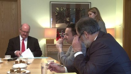 Ambasadori britanik: Nuk komentoj akuzat për financimet ruse  - Top Channel Albania - News -   Lajme
