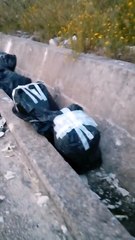 Trani: rifiuti abbandonati sotto il ponte di via Salvemini