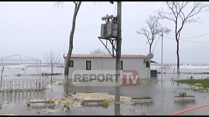 Report TV - Egërsohet deti, përmbyt rërën e pishat në Kune të Lezhës