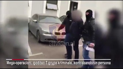 Zbulohen fotot e laboratorit te vizave false ne Tirane