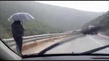 Pa Koment - Kamioni bllokon për 30 minuta Qafën e Vishës - Top Channel Albania - News - Lajm