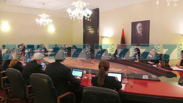 APLIKIMI PER GJYKATEN E STRASBURGUT, QEVERIA SHTYN AFATIN - News, Lajme - Kanali 7