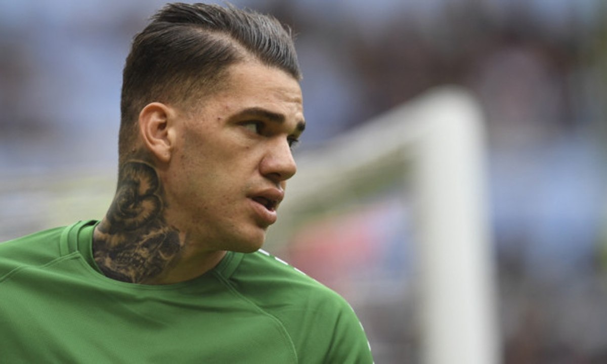 Ederson Moraes Cetak Rekor Dunia