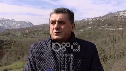 Ora News - Fshati në Mirditë i pabanueshëm nga rrëshqitjet, prefekti: Banorët të ikin!