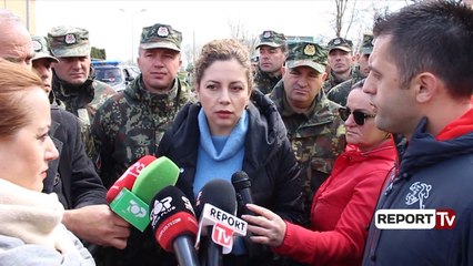 Shkodër, ministrja Xhaçka dhe deputeti Vullnet Sinaj inspektojnë zonat e përmbytura