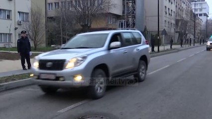 Video herunterladen: Tensionohet veriu i Kosovës - Top Channel Albania - News - Lajme