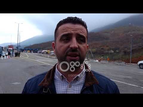 Ora News - Protesta kundër taksës në Rrugën e Kombit: Ruaje Zot Shqipërinë nga shqiptarët