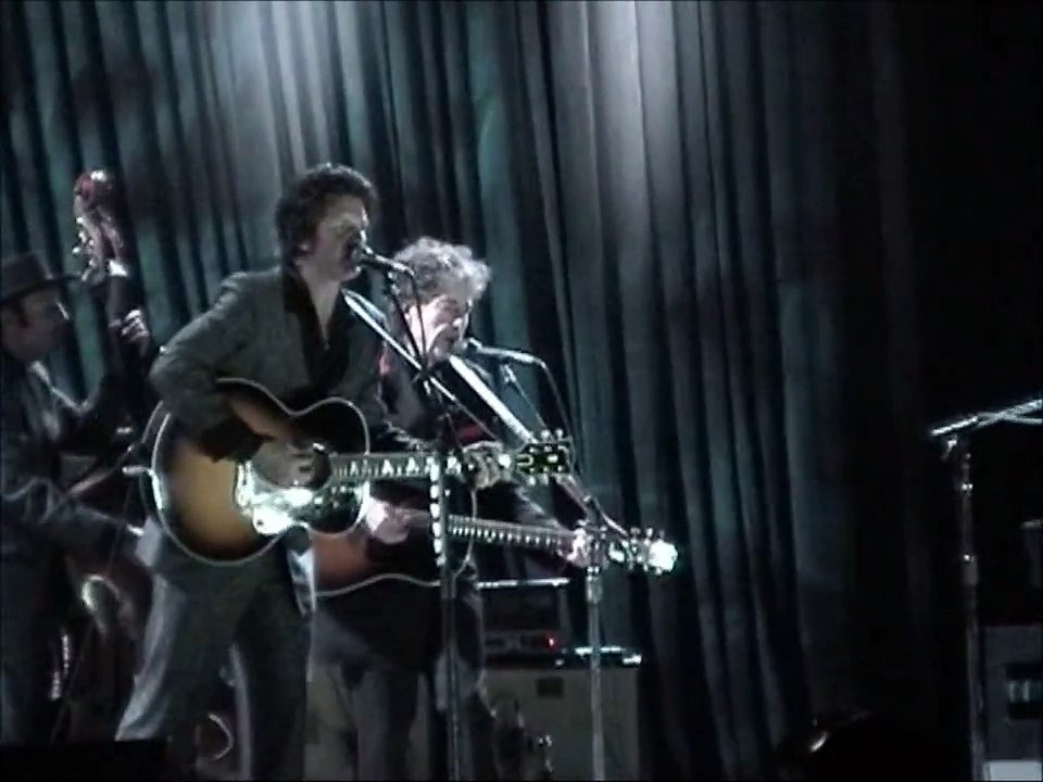 Bob Dylan 2002 - Shelter From The Storm