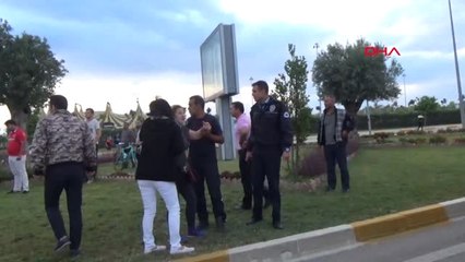 Antalya Minibüs ile Otomobil Çarpıştı: 5 Yaralı