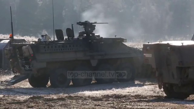 Rreziku rus, Polonia furnizohet me armë