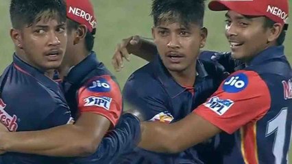 IPL 2018 : Sandeep Lamichhane dismisses Parthiv Patel in his debut match | वनइंडिया हिंदी