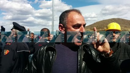 PROTESTUESIT DJEGIN SPORTELET - News, Lajme - Kanali 18