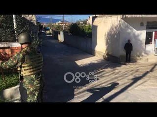 Ora News - Vlorë, granata e pa shpërthyer gjendet në oborrin e një shtëpie