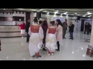 Ora News - Viti i Skënderbeut, Kruja vjen në telajot e 100 artistëve të penelit