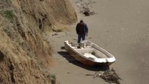 Dy persona zhduken në det, policia gjen varkën dhe një letër - Top Channel Albania - News - Lajme