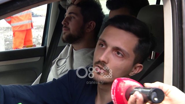 Ora News - Kërkohet reduktimi në 2.5 euro i taksës në Rrugën e Kombit