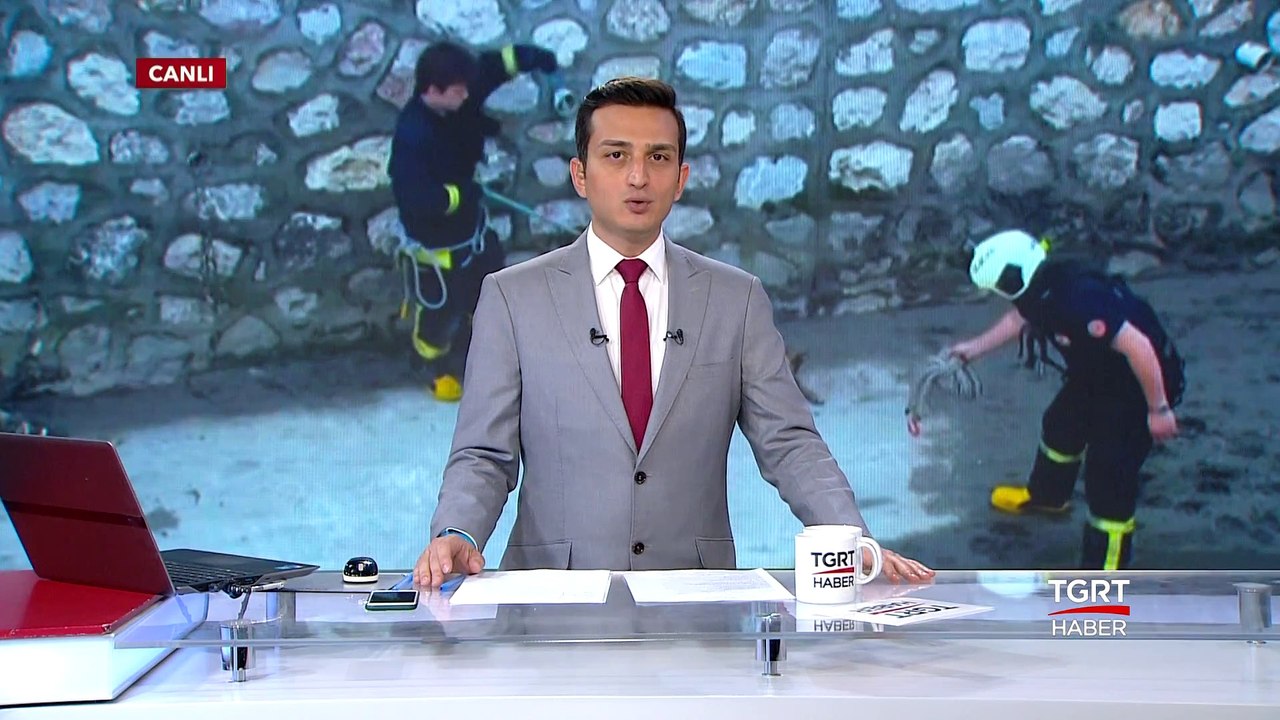 Köpek Kanalda Mahsur Kalınca...