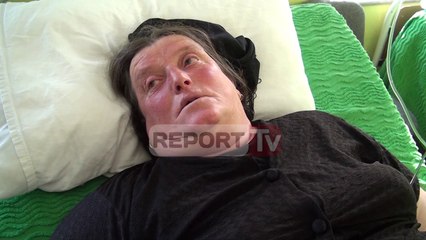 E moshuara po tregtonte pranë Kishës së Shna Ndout: Policët bashkiak më morën qirinjtë dhe më shtynë