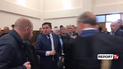 Report TV - Skandali me pronat në Lezhë, Apeli e lë në ‘arrest shtëpie’, Frrokaj: Jam i zhgënjyer