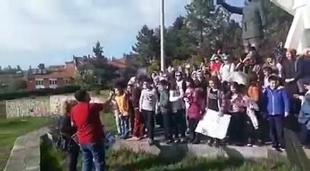 AFYON ATATÜRK İLKOKULU VELİLERİ DUMLUPINAR DA ORDULAR İLK HEDEFİNİZ AKDENİZDİR İLERİ EMRİ VERDİLER  HABİB AKALIN FARKIYLA