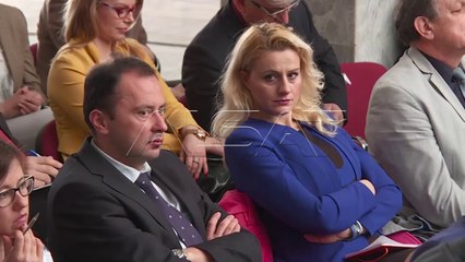 Бејли: Македонија има реална можност за членство во НАТО