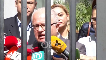 Ora News - Tensione në gjyqin e protestuesve, rreth 1 mijë policë “blinduan” Gjykatën e Tiranës