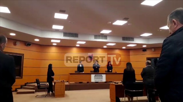 Report TV - Gjyqtarja e Kushtetueses Vitore Tusha 'e pastër', kalon me sukses Vettingun