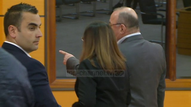 Gjyqtarja e Kushtetueses Vitore Tusha e kalon vettingun - Top Channel Albania - News - Lajme