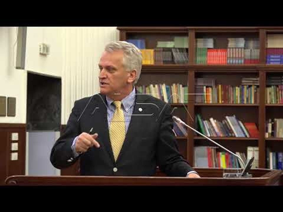 Дебата за предлог-законот за високо образование