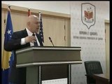 Ardian Gjini replikon me këshilltarët opozitar