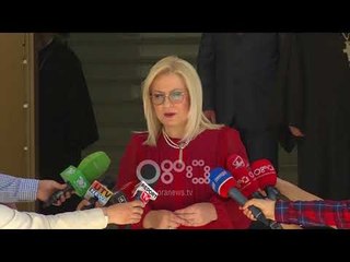 Ora News - Politika uron besimtarët për Pashkën