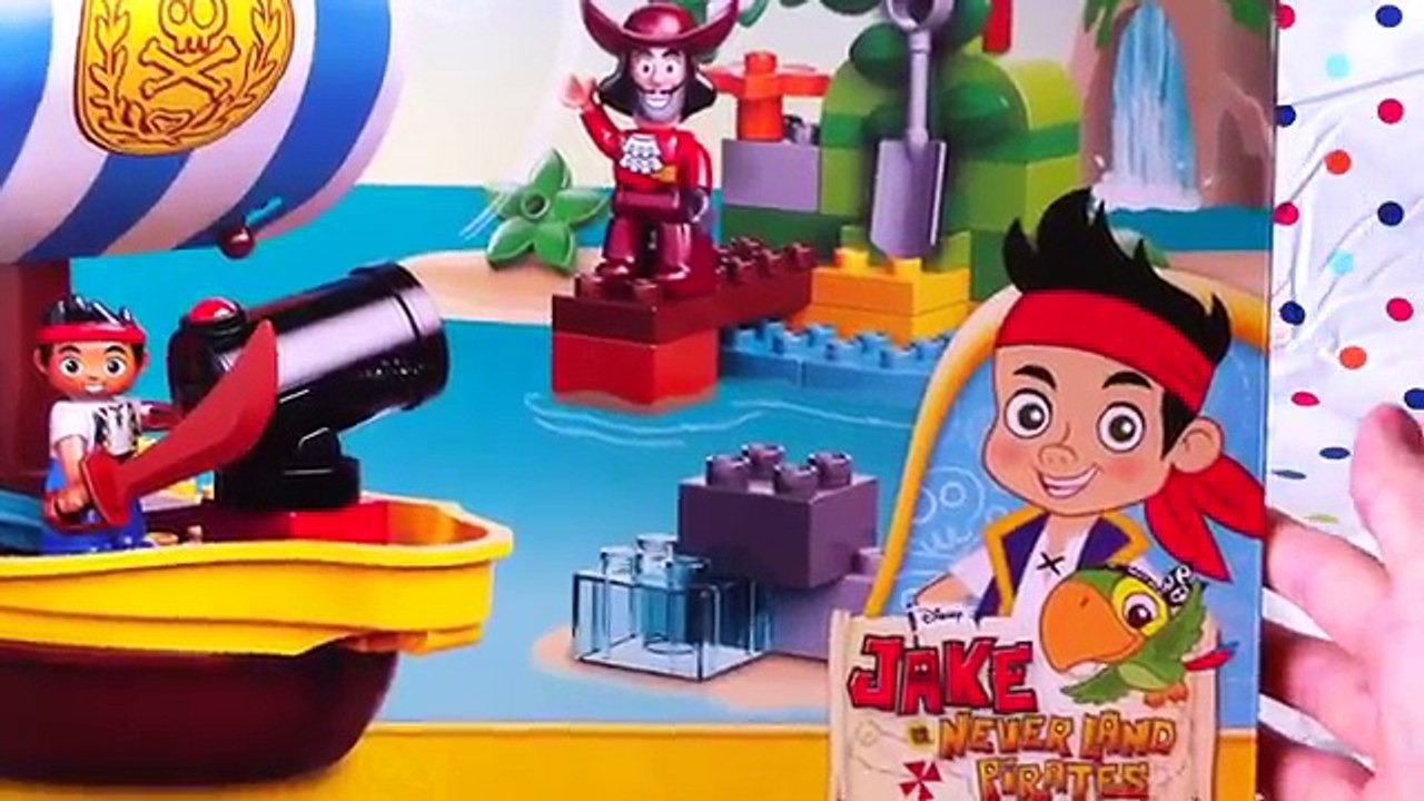 LEGO duplo Pirate Jake and Neverland Pirates with Captain Hook and Pirate Ship Bucky Toy with Cannon