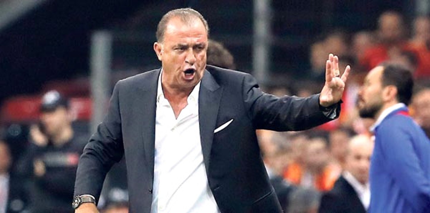 Fatih Terim, "Yasin'i Niye Oyuna Aldın" Diye Bağıran Taraftara Çıkıştı