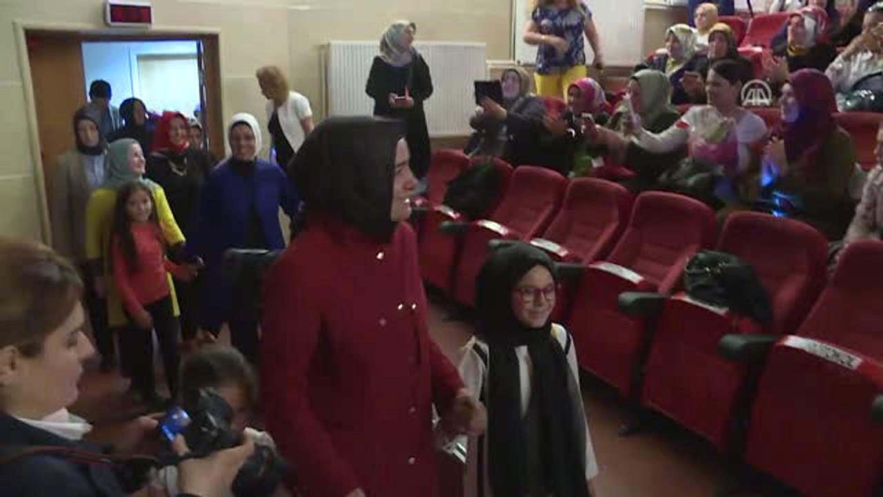 Türkiye Büyüyor, İnsan Hakları Gelişiyor" Programı - AK Parti Genel Başkan Yardımcısı Kan - İstanbul