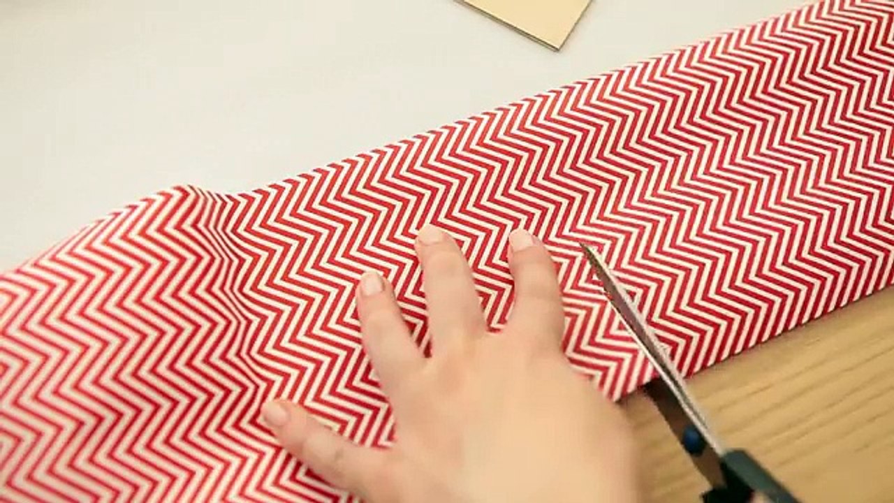 Back to school:Яркие учебники и тетради за 5 минут. Оберточная бумага для подарков - наше все))
