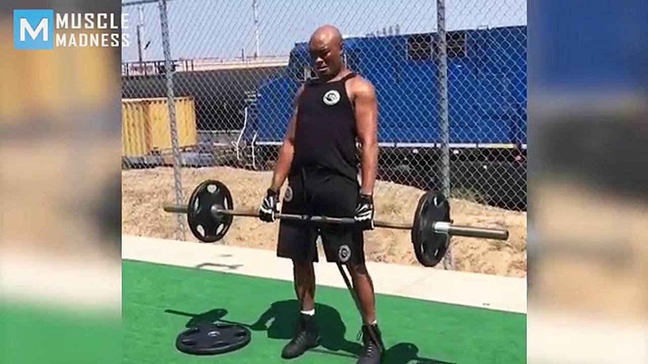 Anderson Silva Training for Next Fight | Muscle Madness
