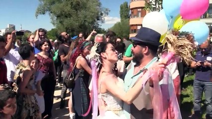 Halka açık sıra dışı düğün - ESKİŞEHİR