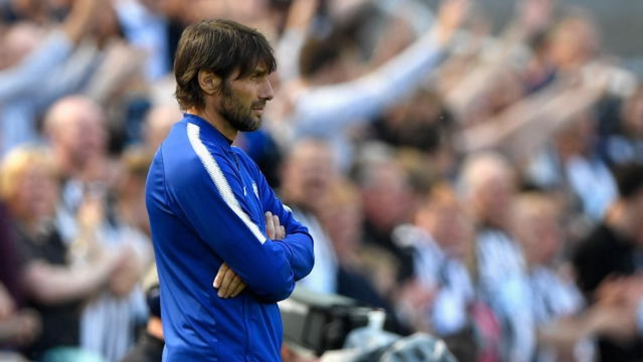 Conte confident he will remain Chelsea boss aft...