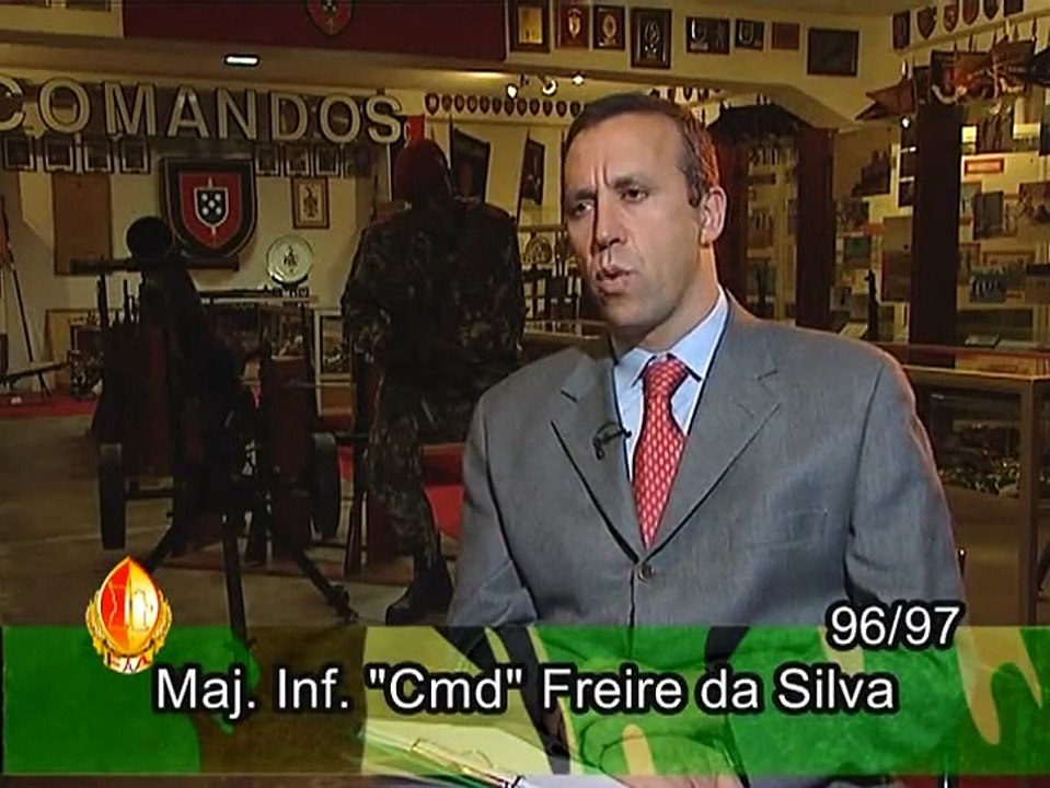 QUANDO NÓS FOMOS EXTINTOS E FOMOS INTEGRADOS NA REACÇÃO RÁPIDA, DEMOS INSTRUÇÃO PARA FORMAR COMANDOS EM ANGOLA, MOÇAMBIQUE