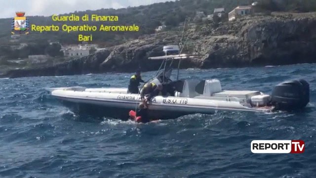 Report TV - Tentuan të trafikonin 1 ton kanabis në Itali, pranga skafistit shqiptar