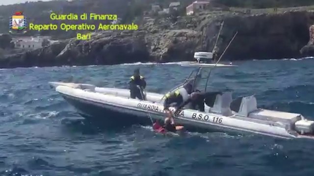 Itali: Kapet Gomonia Me 1 Ton Droge - Pranga Skafistit Shqiptar